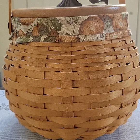 Longaberger 2001 Pumpkin Patch Basket - Picture 9 of 15